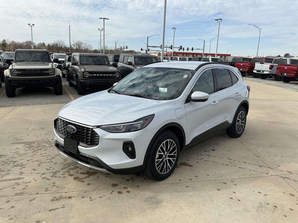 used 2025 Ford Escape PHEV car, priced at $29,000