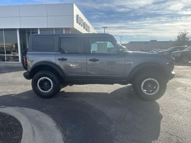 new 2024 Ford Bronco car, priced at $60,670