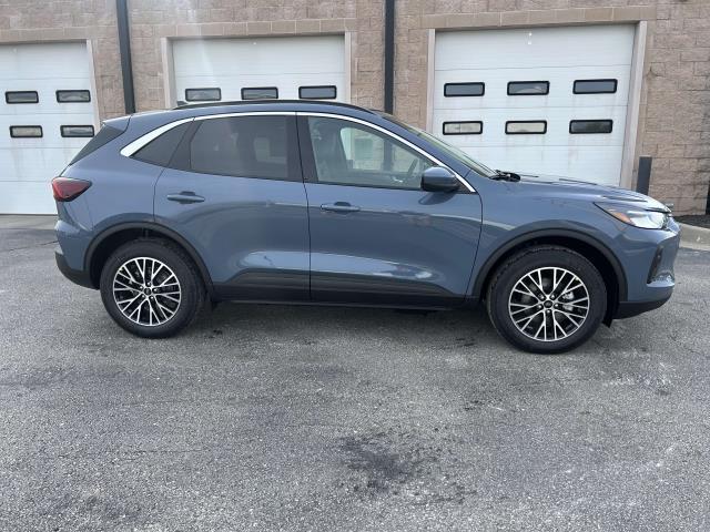 new 2024 Ford Escape car, priced at $34,000