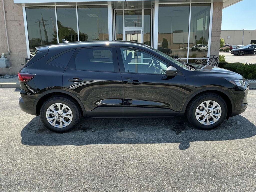 new 2025 Ford Escape car, priced at $27,250