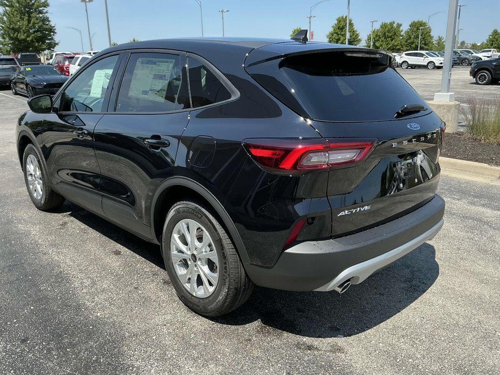 new 2025 Ford Escape car, priced at $27,250