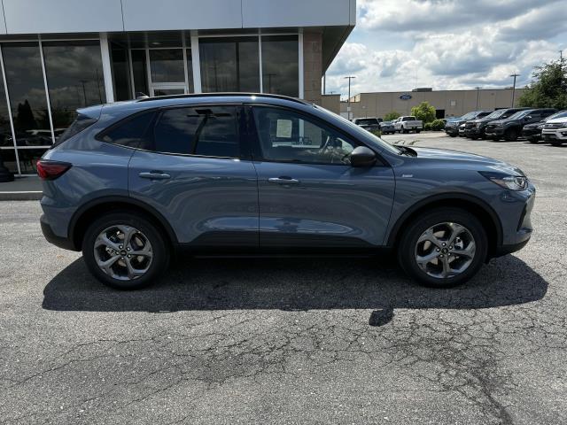 new 2025 Ford Escape car, priced at $31,500