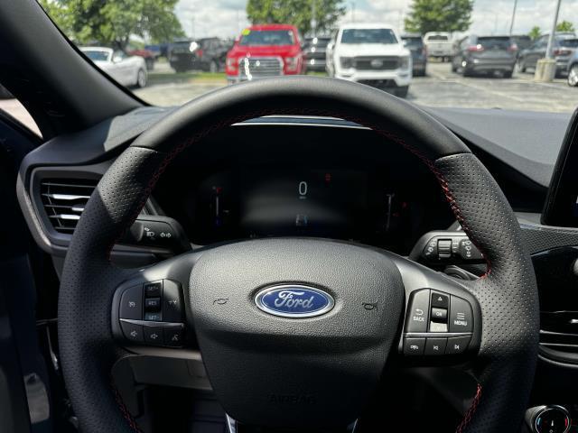 new 2025 Ford Escape car, priced at $31,500
