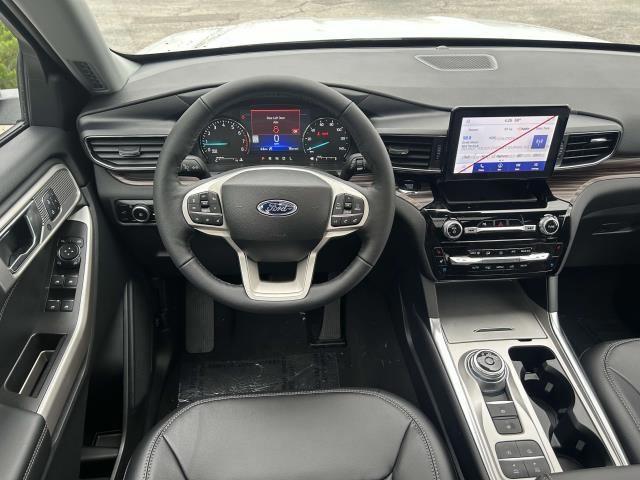 new 2024 Ford Explorer car, priced at $49,250