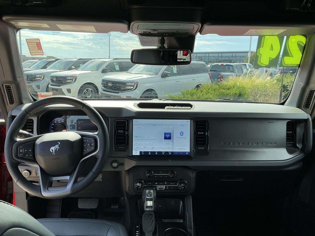 used 2024 Ford Bronco car, priced at $40,000