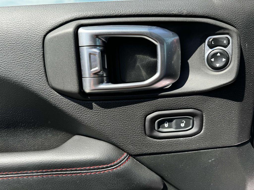 used 2020 Jeep Wrangler Unlimited car, priced at $35,000