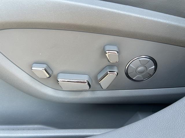 used 2019 Lincoln Nautilus car, priced at $19,200