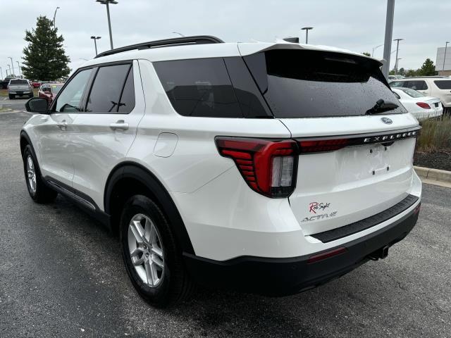 new 2025 Ford Explorer car, priced at $41,500