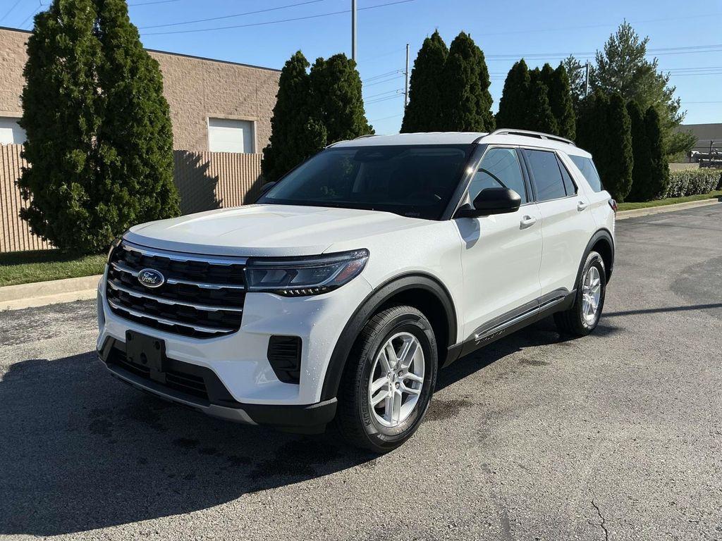 new 2025 Ford Explorer car, priced at $41,000