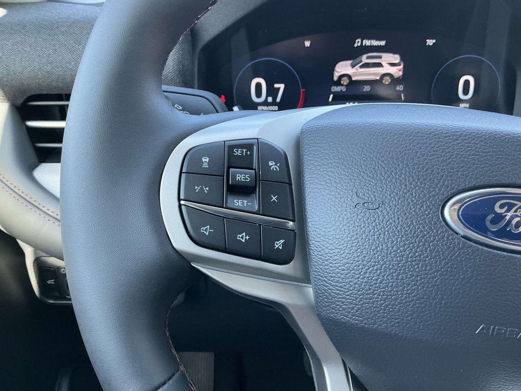 new 2025 Ford Explorer car, priced at $41,000
