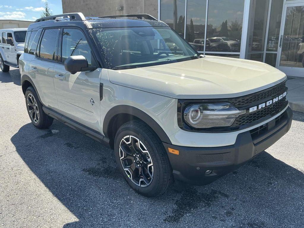 new 2025 Ford Bronco Sport car, priced at $37,500