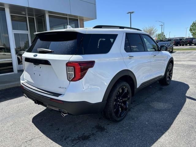 new 2024 Ford Explorer car, priced at $50,390