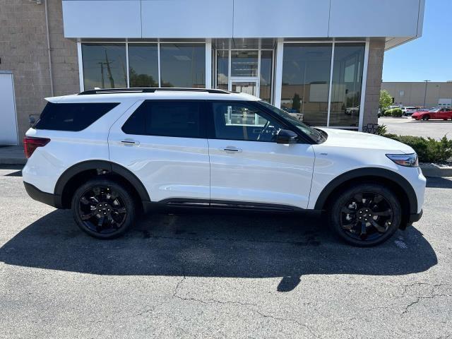 new 2024 Ford Explorer car, priced at $50,390