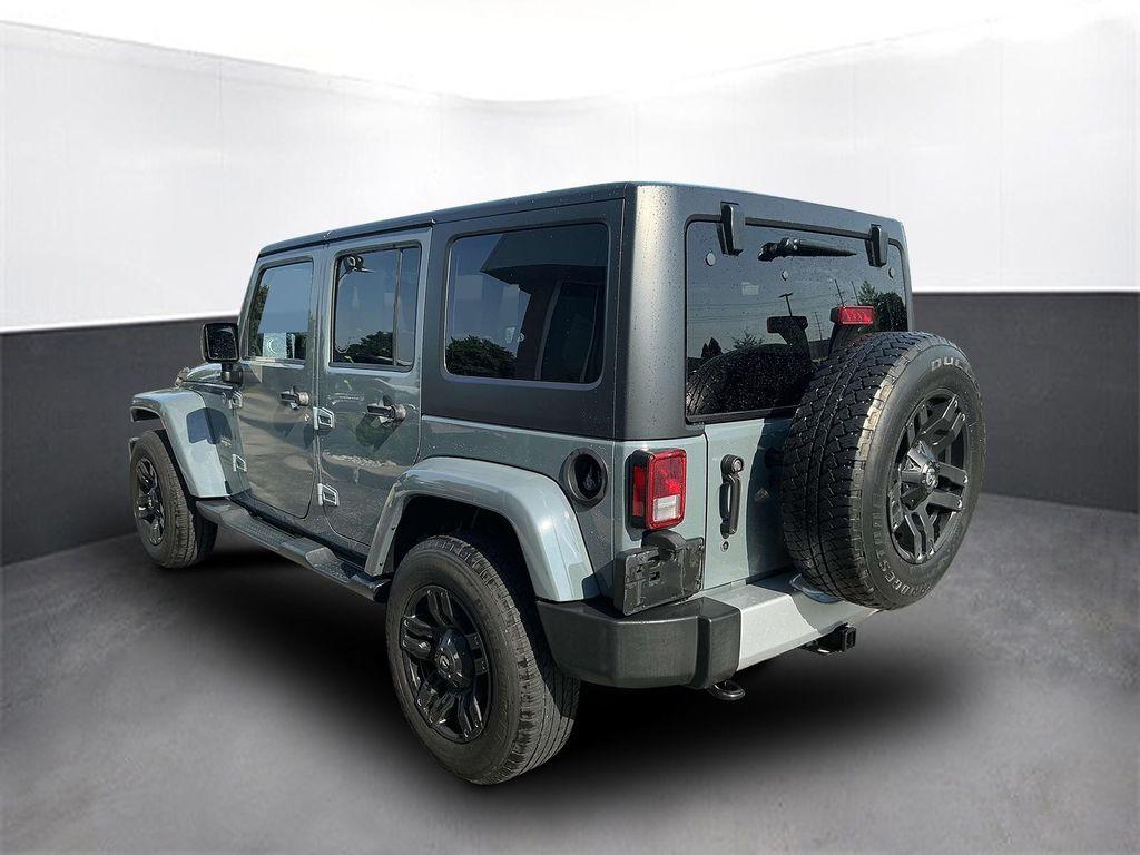 used 2015 Jeep Wrangler Unlimited car, priced at $23,500