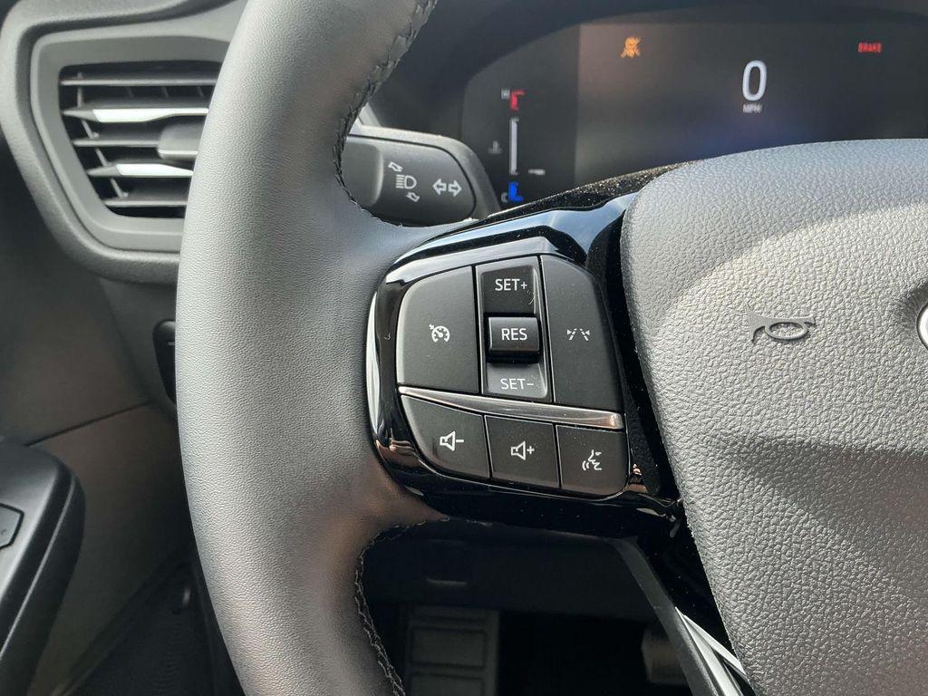 new 2025 Ford Escape car, priced at $28,750