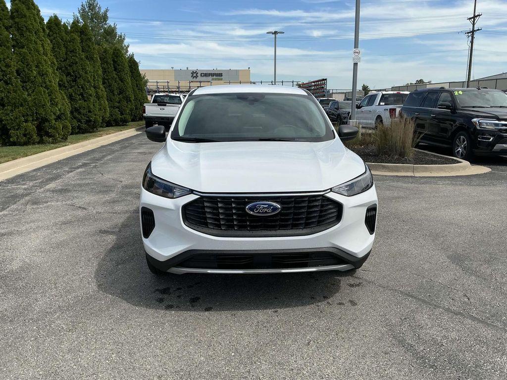 new 2025 Ford Escape car, priced at $28,750