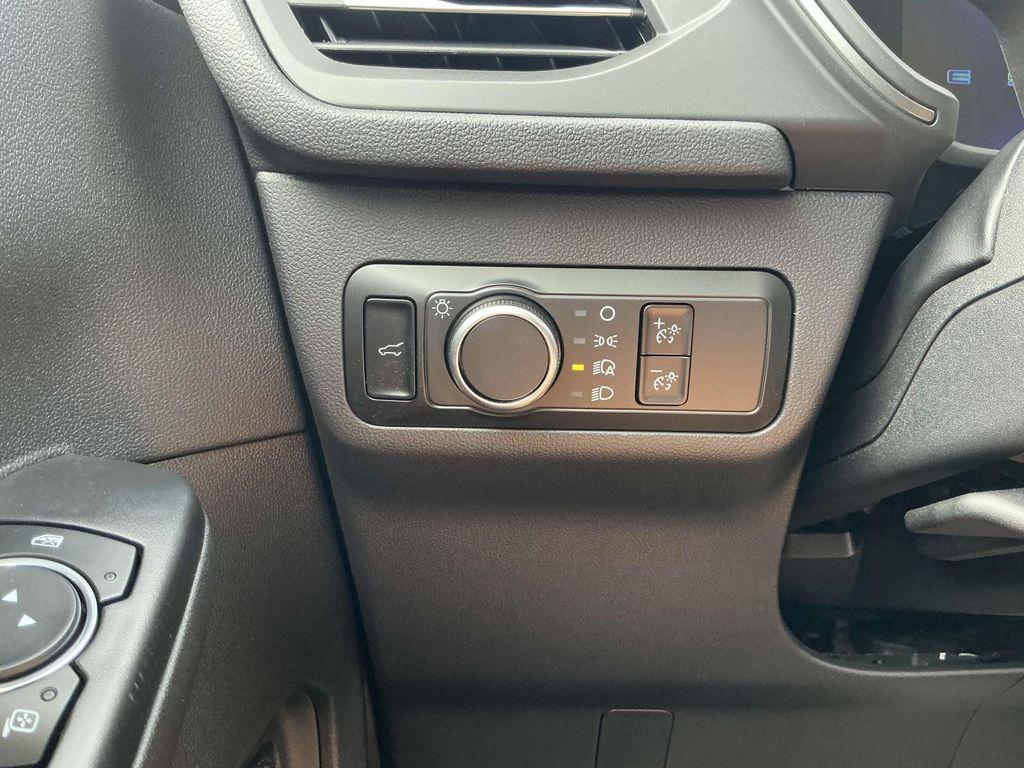 new 2025 Ford Escape car, priced at $28,750