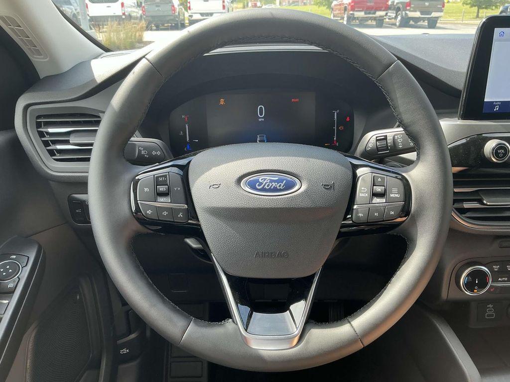 new 2025 Ford Escape car, priced at $28,750