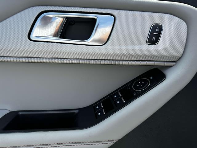 new 2025 Ford Explorer car, priced at $44,000