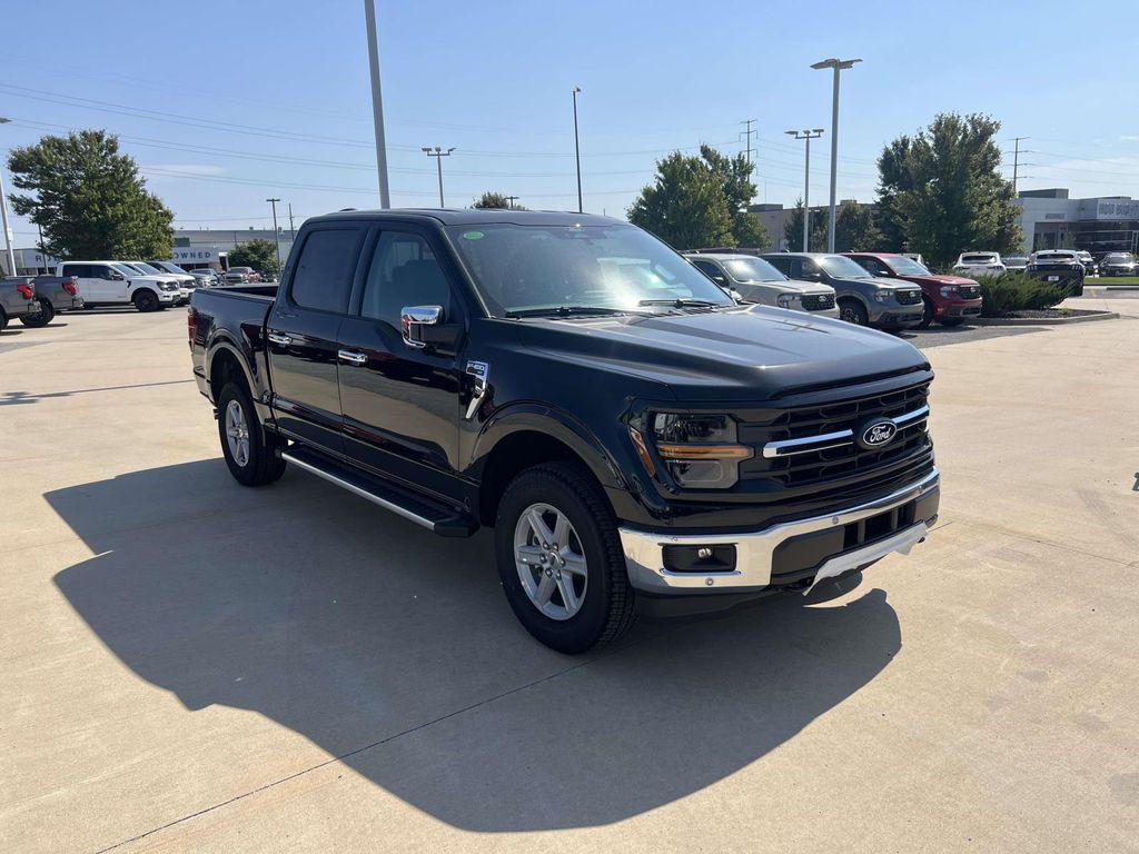new 2025 Ford F-150 car, priced at $55,000