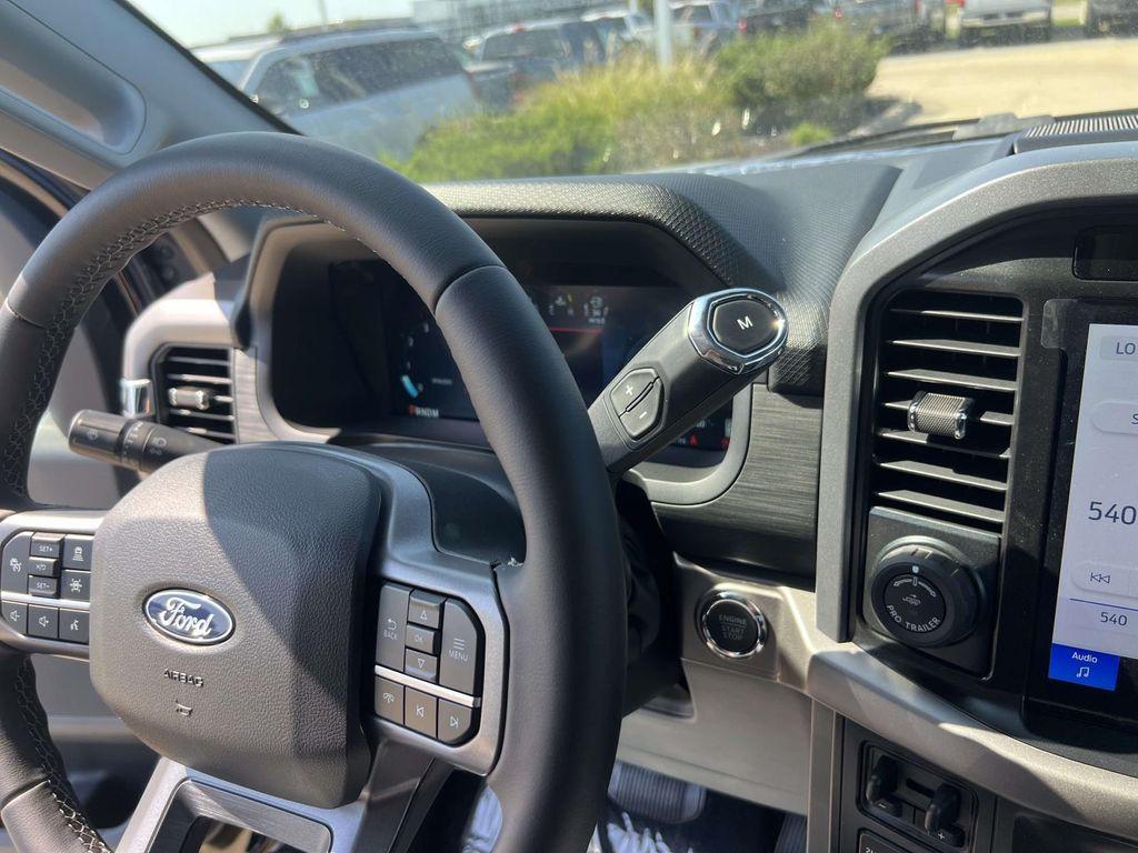 new 2025 Ford F-150 car, priced at $55,000