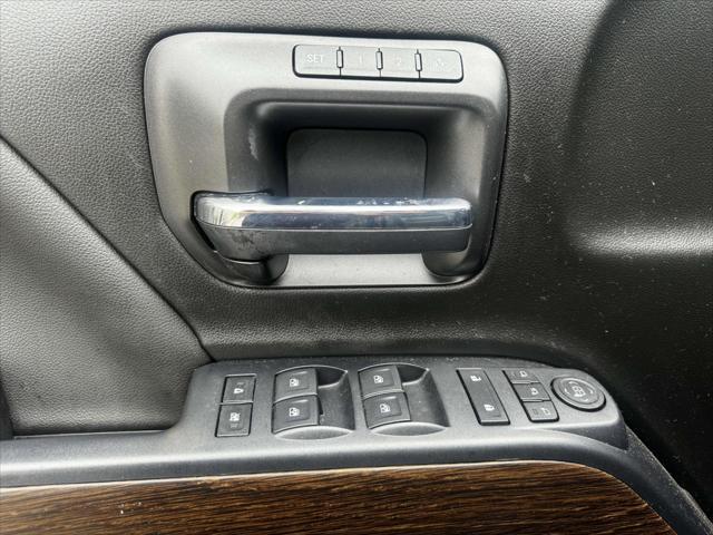 used 2017 GMC Sierra 1500 car, priced at $33,000
