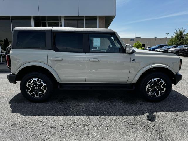 new 2025 Ford Bronco car, priced at $53,346