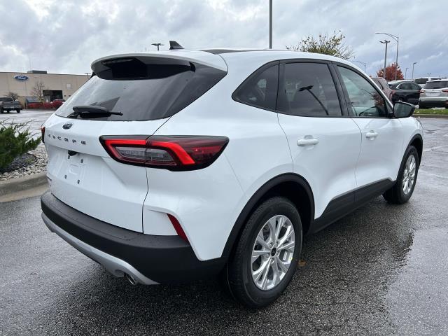 new 2025 Ford Escape car, priced at $27,500