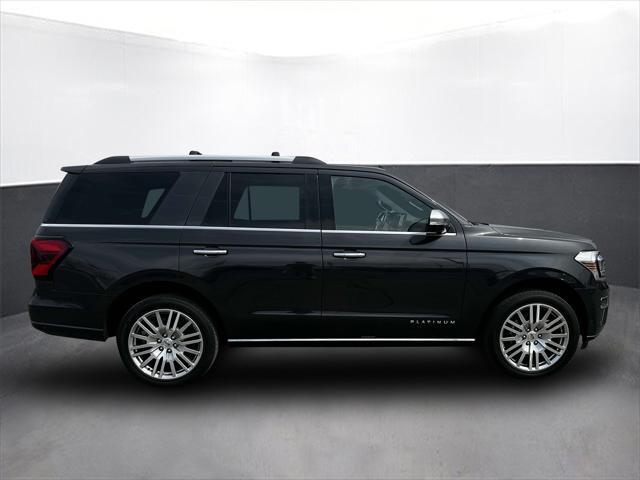 used 2024 Ford Expedition car, priced at $70,000