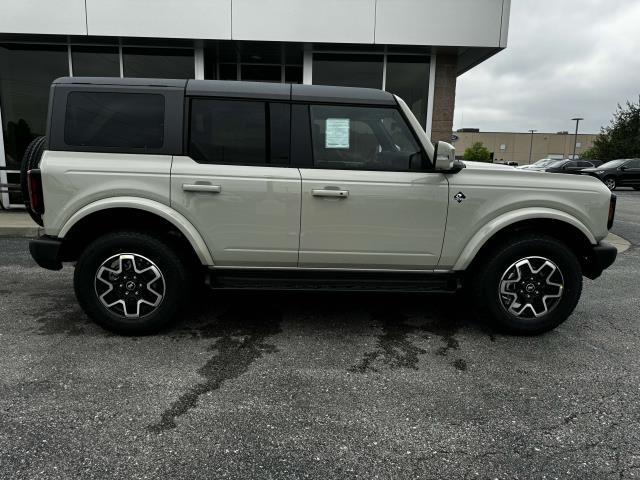 new 2025 Ford Bronco car, priced at $47,682