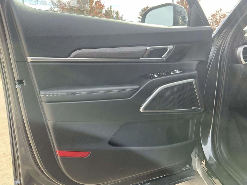 used 2024 Kia Telluride car, priced at $39,500