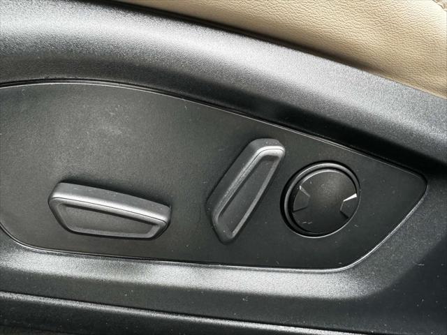 used 2022 Ford Explorer car, priced at $33,900