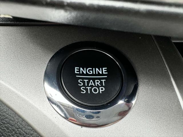 used 2022 Ford Explorer car, priced at $33,900