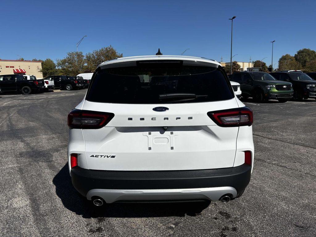 new 2025 Ford Escape car, priced at $26,000