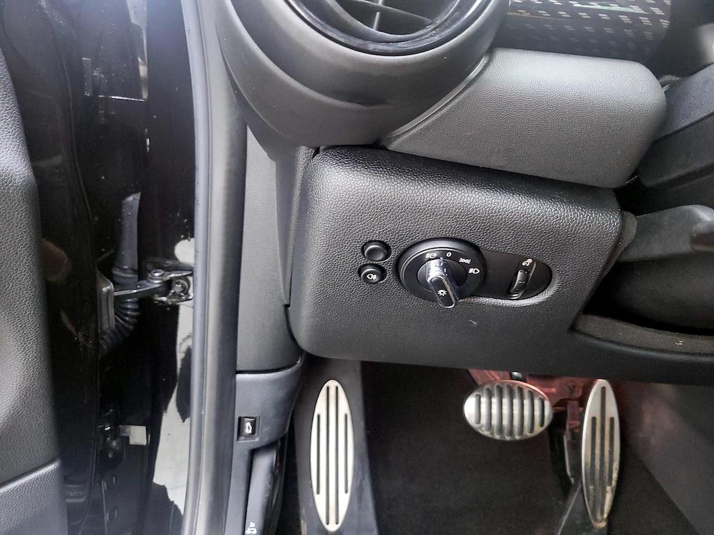 used 2018 MINI Hardtop car, priced at $18,998