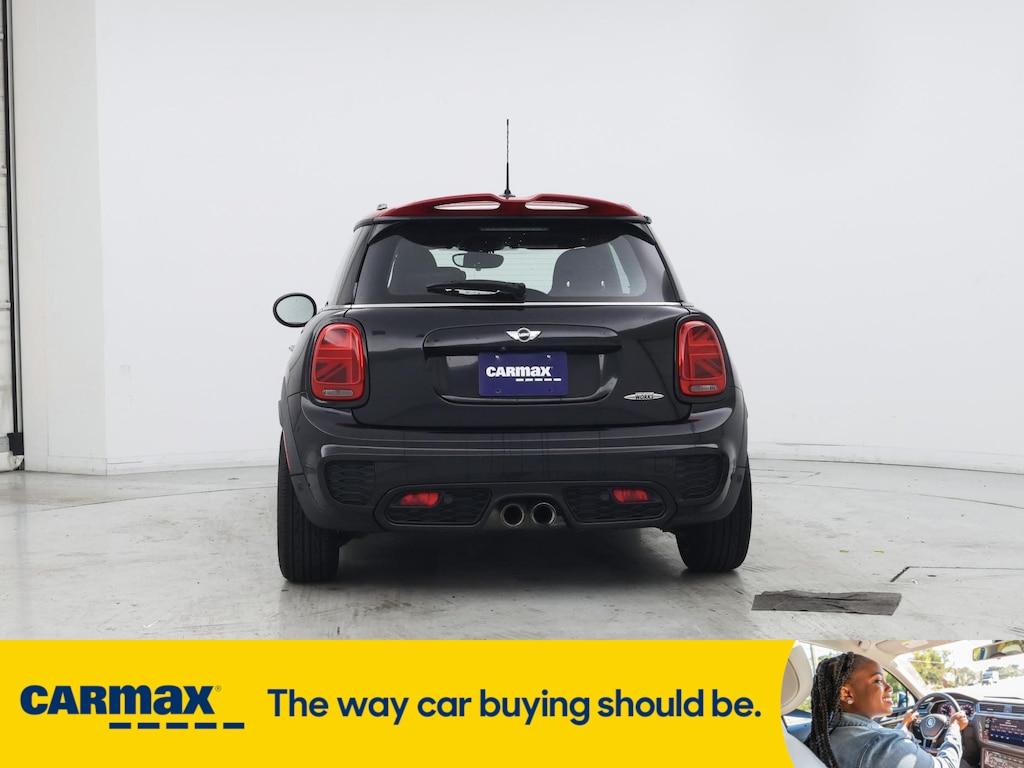 used 2018 MINI Hardtop car, priced at $18,998