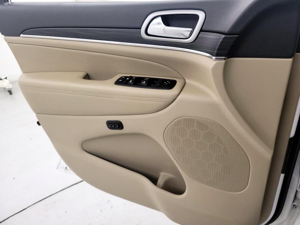 used 2021 Jeep Grand Cherokee car, priced at $28,998
