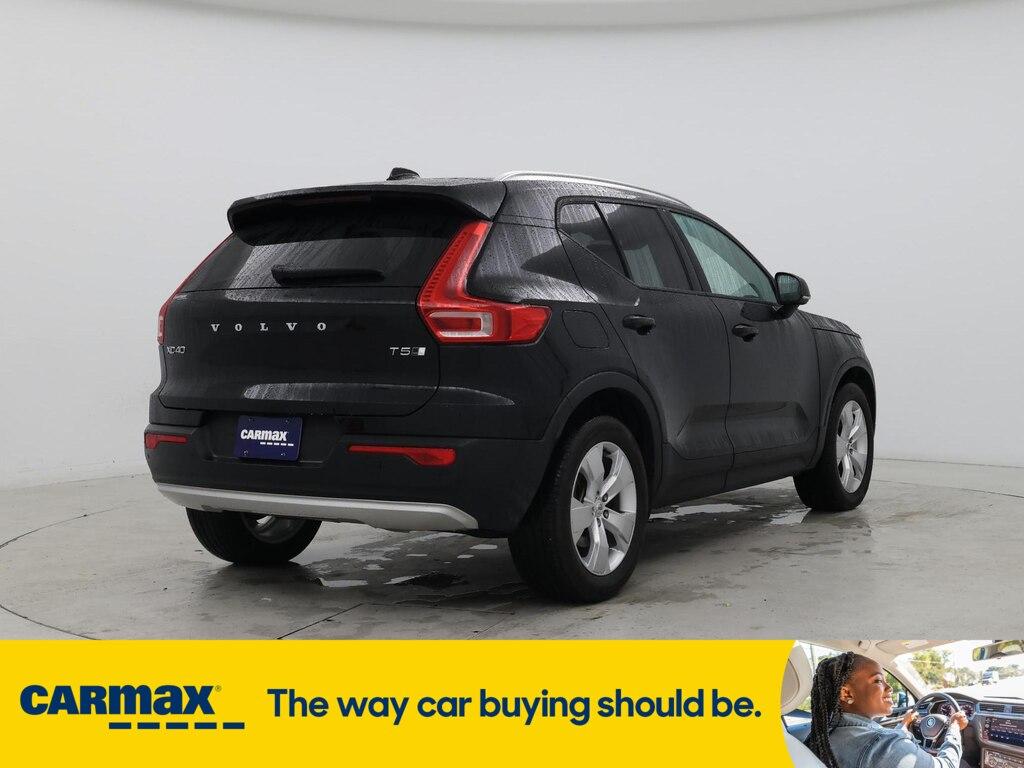 used 2021 Volvo XC40 car, priced at $28,998