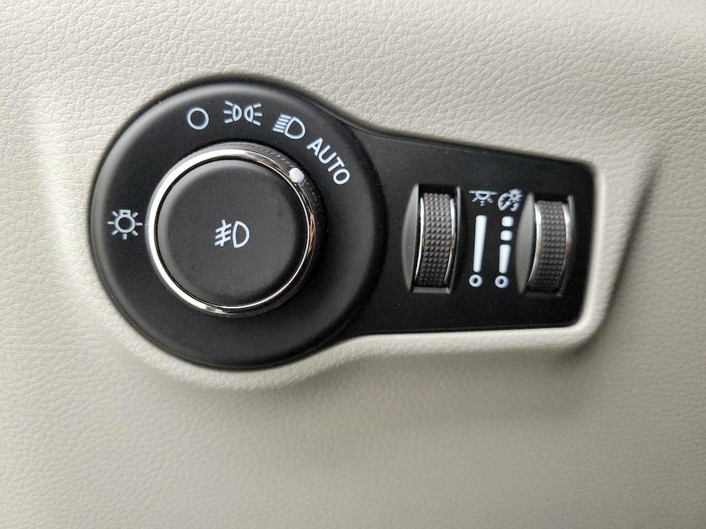 used 2022 Jeep Compass car, priced at $23,998