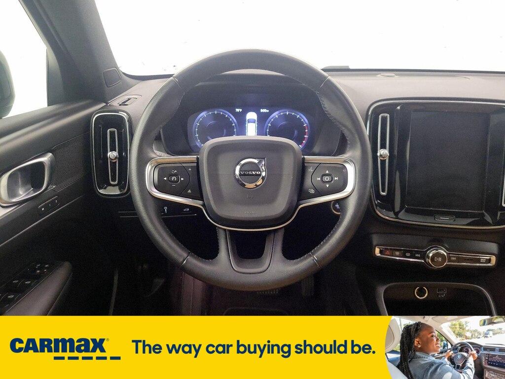 used 2020 Volvo XC40 car, priced at $25,998