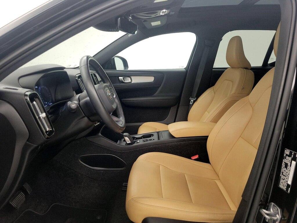 used 2020 Volvo XC40 car, priced at $25,998