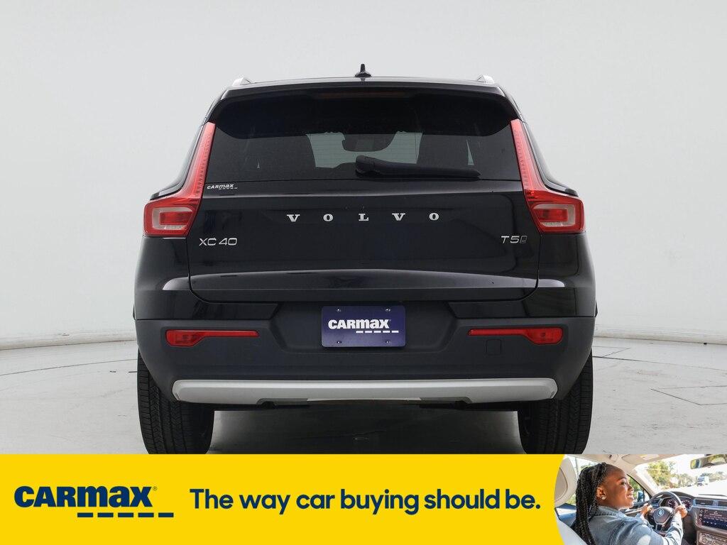 used 2020 Volvo XC40 car, priced at $25,998