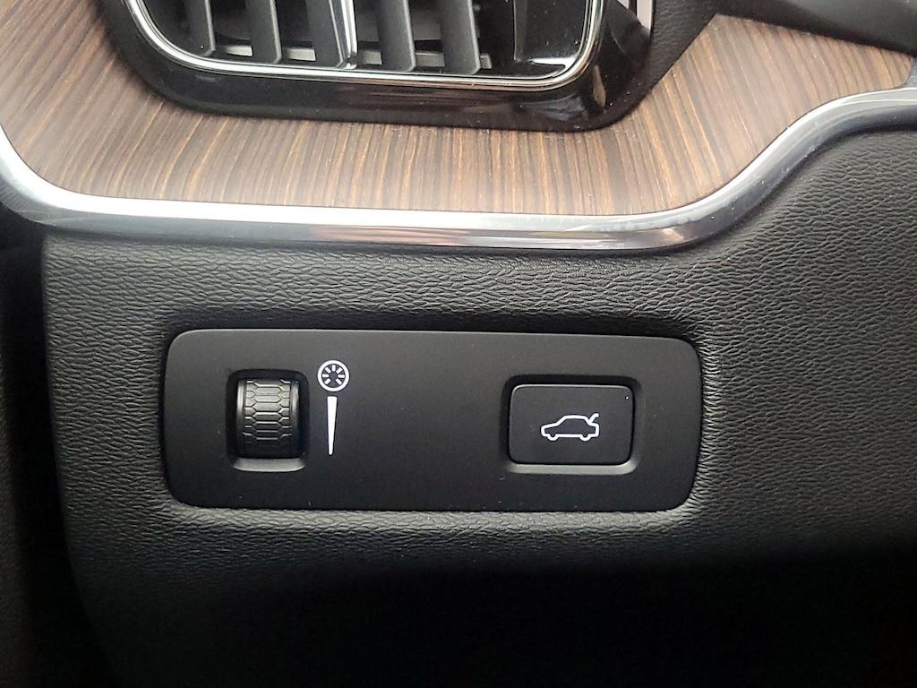 used 2021 Volvo XC60 car, priced at $30,998