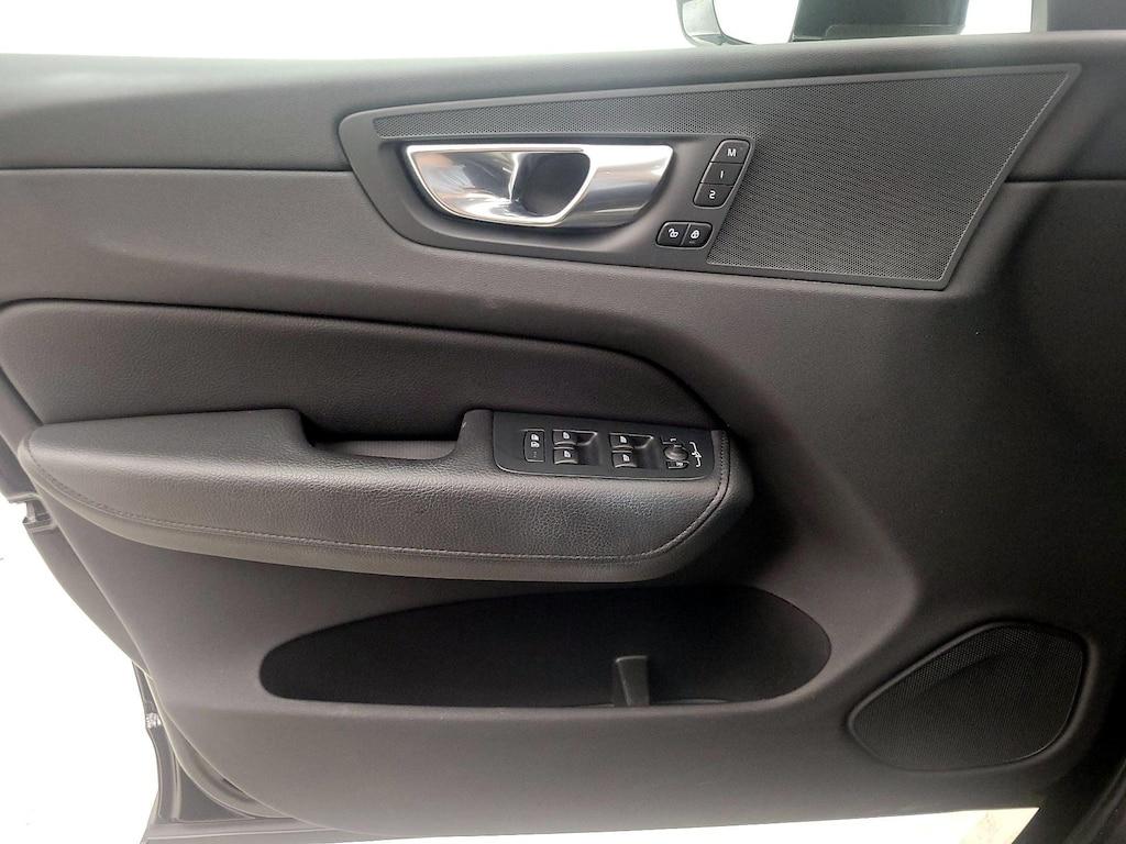 used 2021 Volvo XC60 car, priced at $30,998
