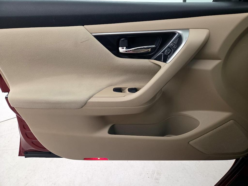 used 2014 Nissan Altima car, priced at $13,998