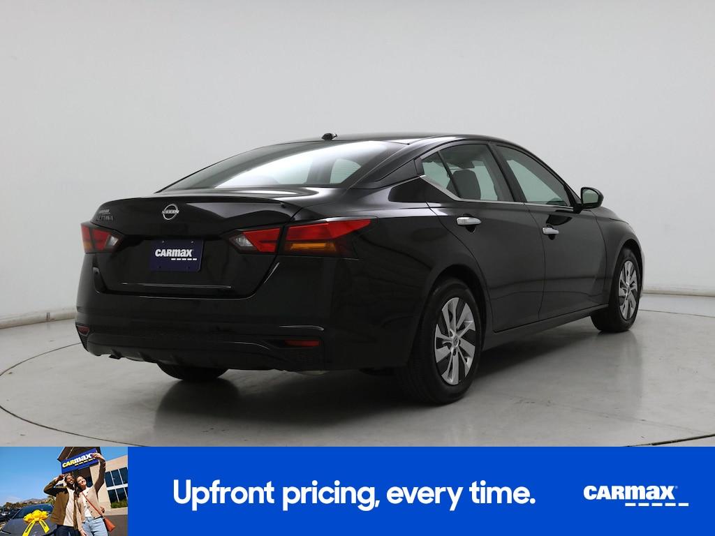 used 2025 Nissan Altima car, priced at $24,998