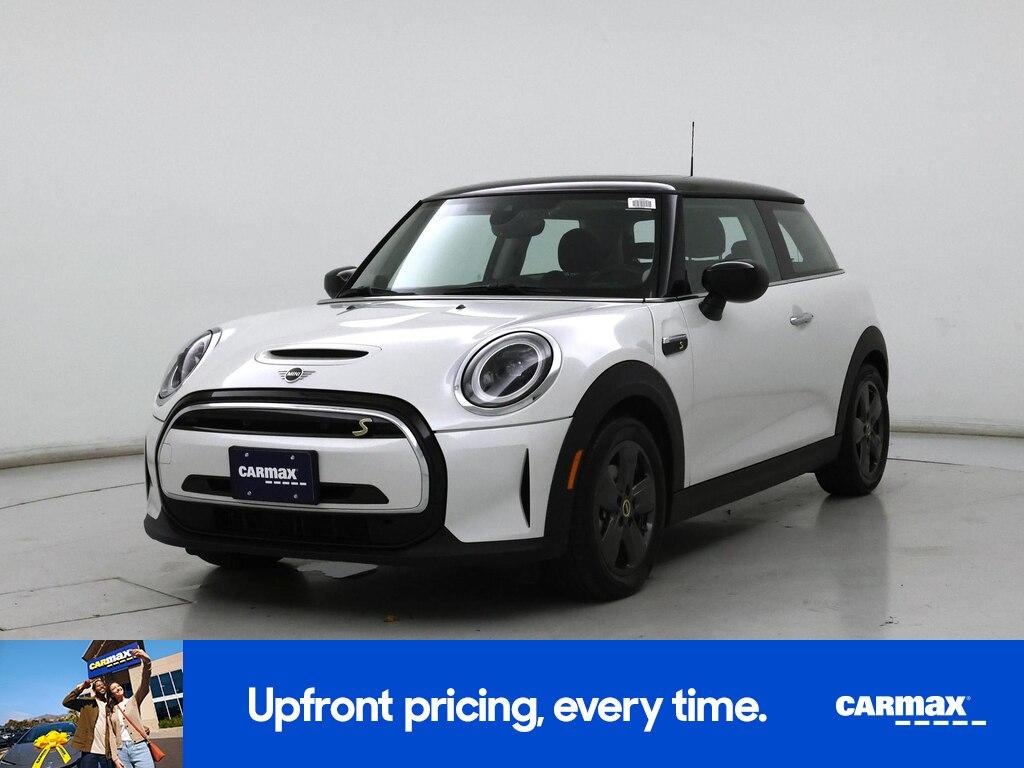 used 2024 MINI SE Hardtop car, priced at $24,998