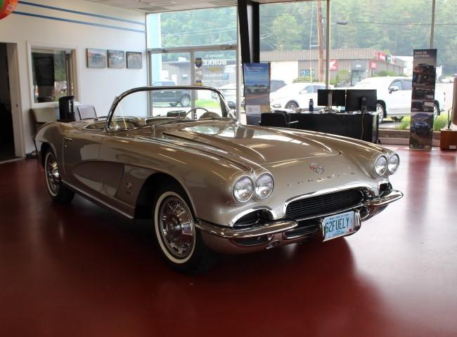 used 1962 Chevrolet Corvette car, priced at $125,000