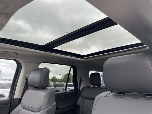 new 2025 Ford Expedition car, priced at $69,028