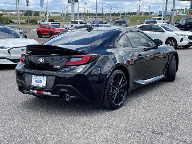 used 2024 Toyota GR86 car, priced at $32,998